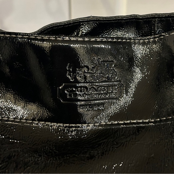 Coach Zoe Patent Leather Shoulder Bag - Picture 2 of 6